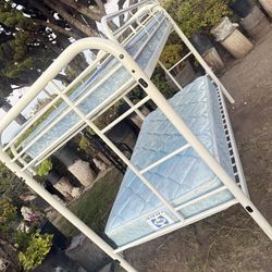 Literas Individuales  Bunk Beds Twin Over Twin 