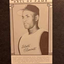 Vintage 1977 Baseball's Great Roberto Clemente HOF Exhibit. Negotiable 