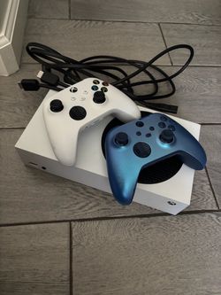 Xbox Series S Bundle