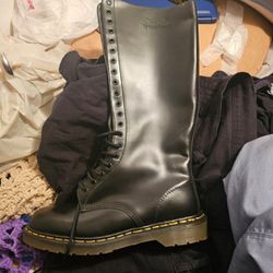 Doc Martens Boots 20 Hole