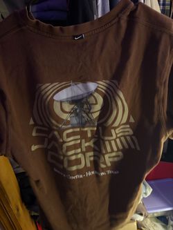 pump cover/ tee shirt / cut off lot