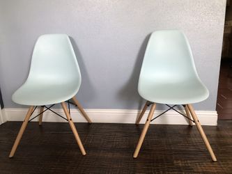 Set Of Six dining Chairs