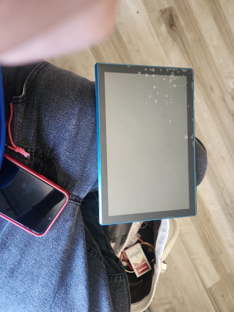 Android 10.1 Nice Tablet Still In Box With Case Asking 70$ O.B.O Need Money For Rent Otherwise Woukd Keep 