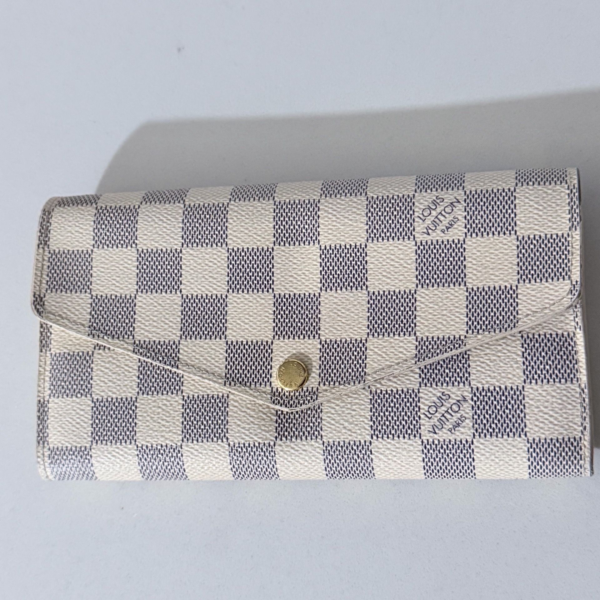 Azure wallet LV