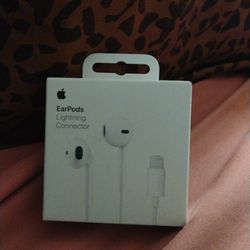 Apple Ear Pods 
