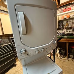 GE space maker 2.3 ft.³ washer and 4.4 ft.³ electric dryer
