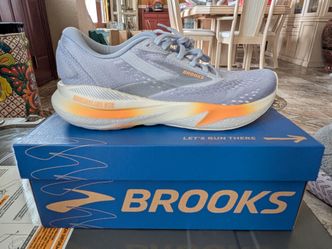 Brooks   women sneakers