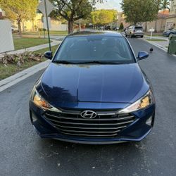 Hyundai Elantra 2019 [Color Azul ]  Millas 71648