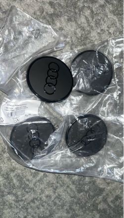 BRAND NEW AUDI CENTER CAPS
