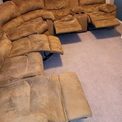 3 Piece Sectional   ** MUST GO** FREE!!