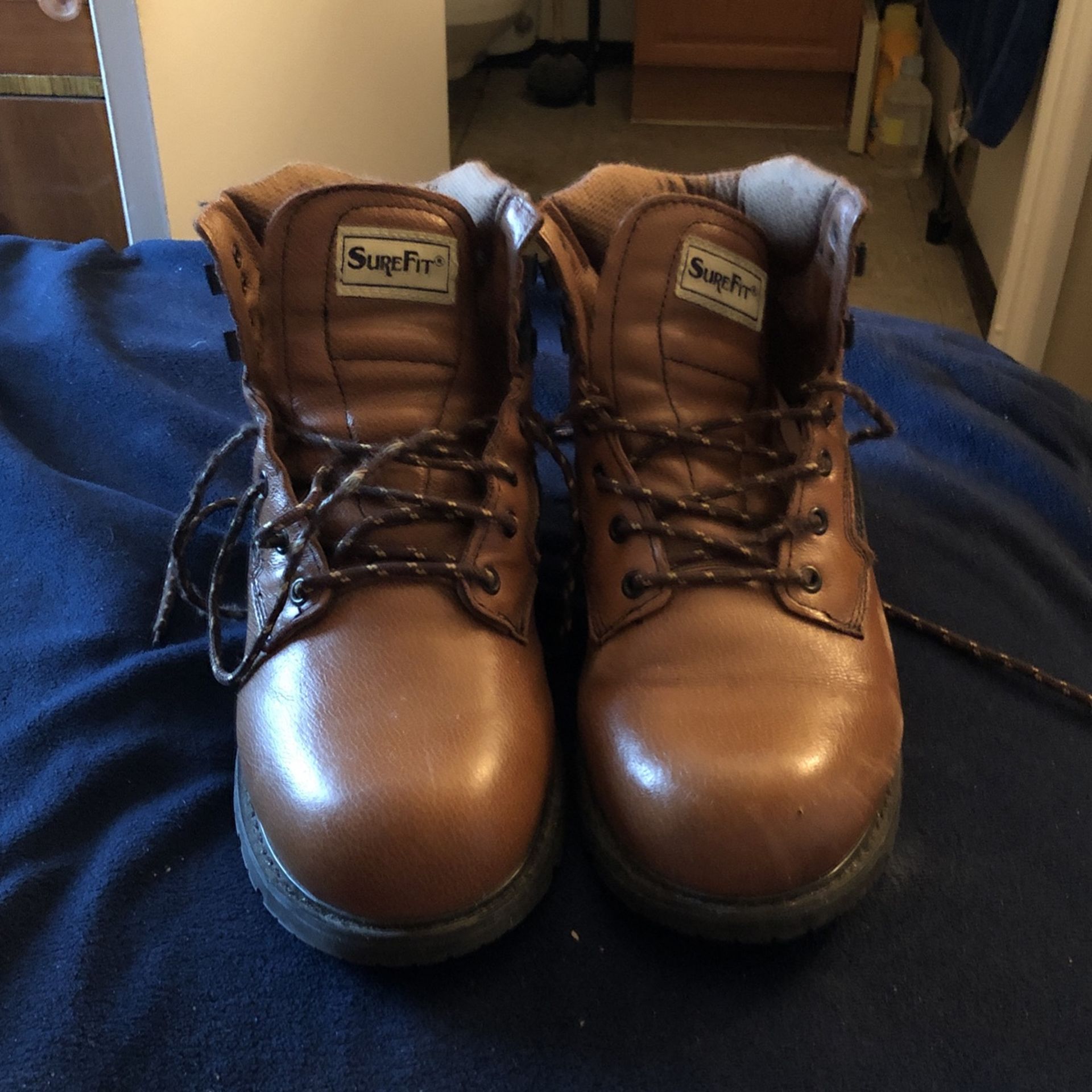 Men’s Leather Boots 9 Wide