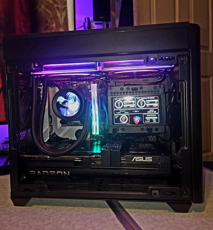 GAMING PC RYZEN 7 7800X3D WITH RX 9070