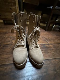 Dolce Vita Women's Glisten Combat Ankle Boots