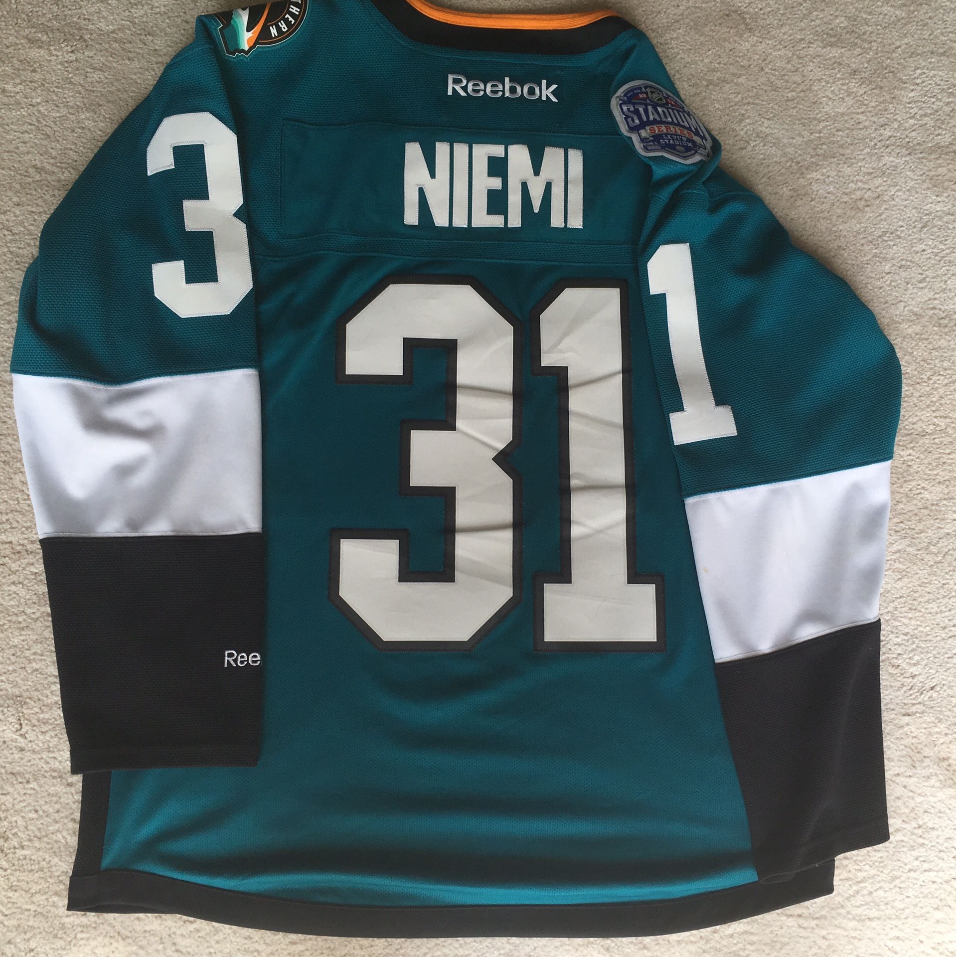 SJ Sharks X Warriors Limited Zoom Jersey for Sale in Patterson, CA - OfferUp