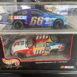 Die Cast Collectable Cars-Darryl Waltrip Route66