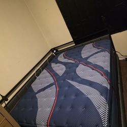 Full Size Mattress 15" Tall