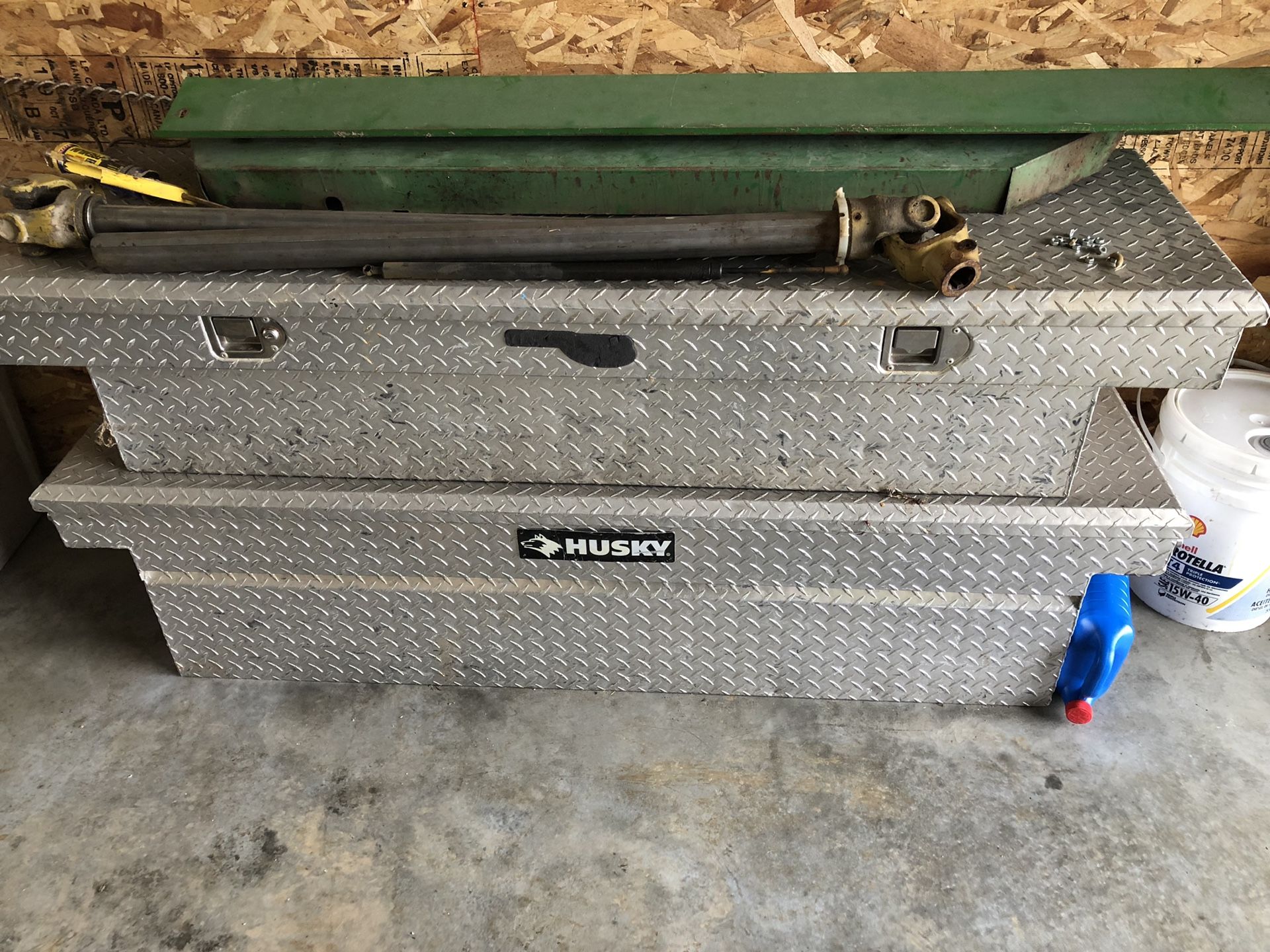 Truck toolbox