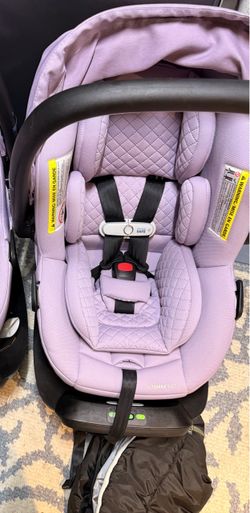 Evenflo car seat with sound and light bar