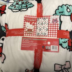 Hello Kitty Christmas Blanket