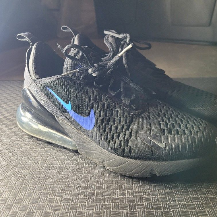 Nike Air MAX 270 