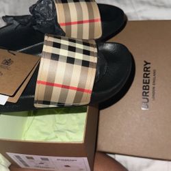 Burberry Slides 