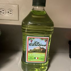 Grape seed oil 67 Oz /2 Liters