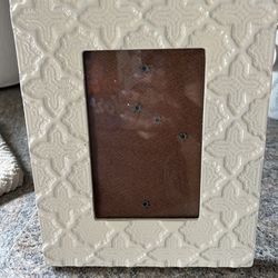 Ceramic Frame 3 1/2" x 5"