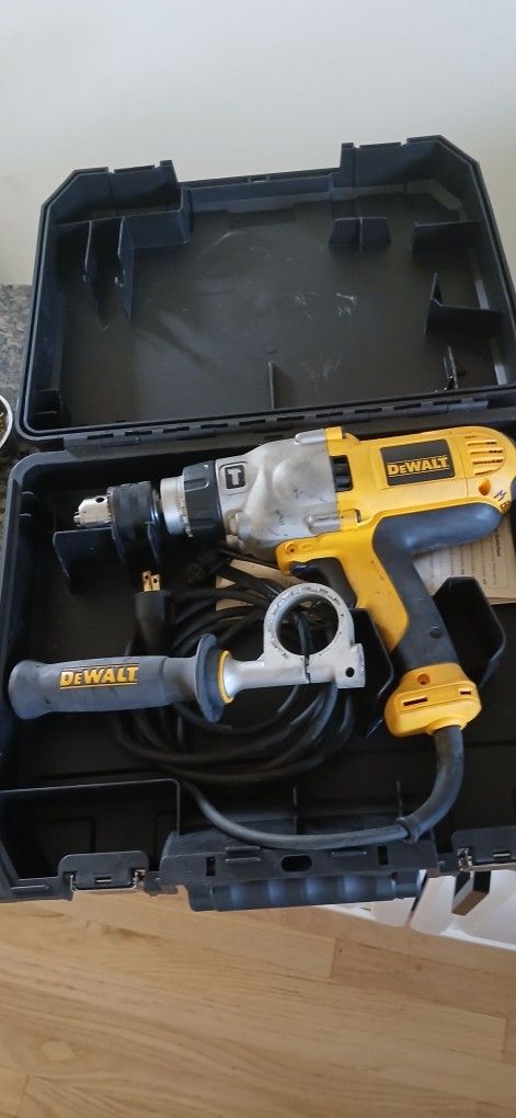 DeWalt DWD525 Hammer Drill.