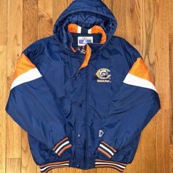 Chicago Bears Starter Classic Vintage Puffer Jacket Sz Large for Sale in  Bedford Park, IL - OfferUp