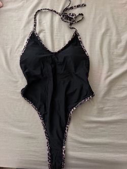 Women’s one piece bathing suit