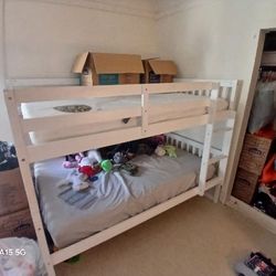 Full Size Bunk Bed With Mattresses 