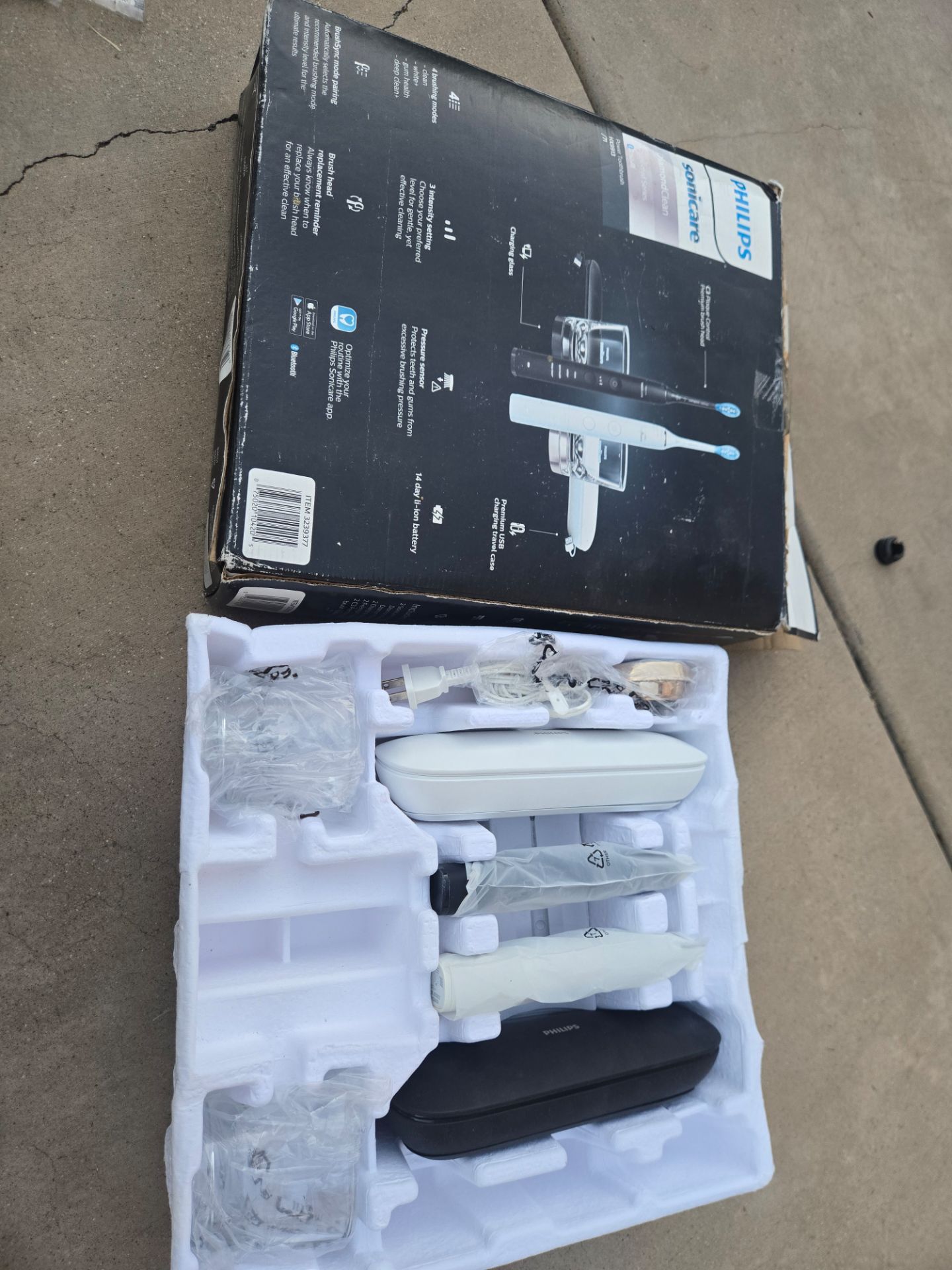 Philips sonicare kit (not include the brushes )
