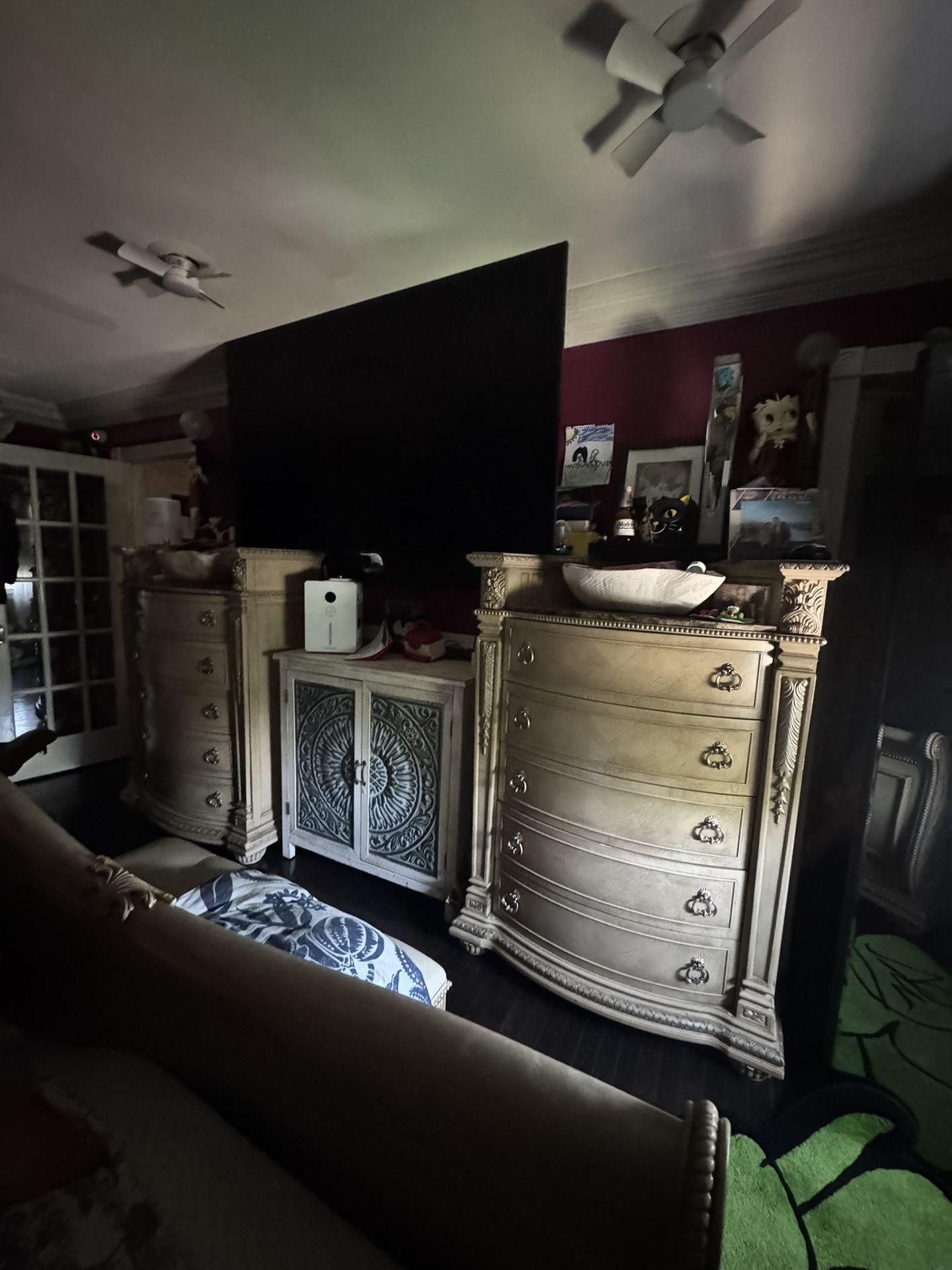 Bedroom set