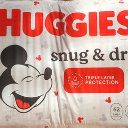 HUGGIES SNUG & DRY DIAPERS size 6