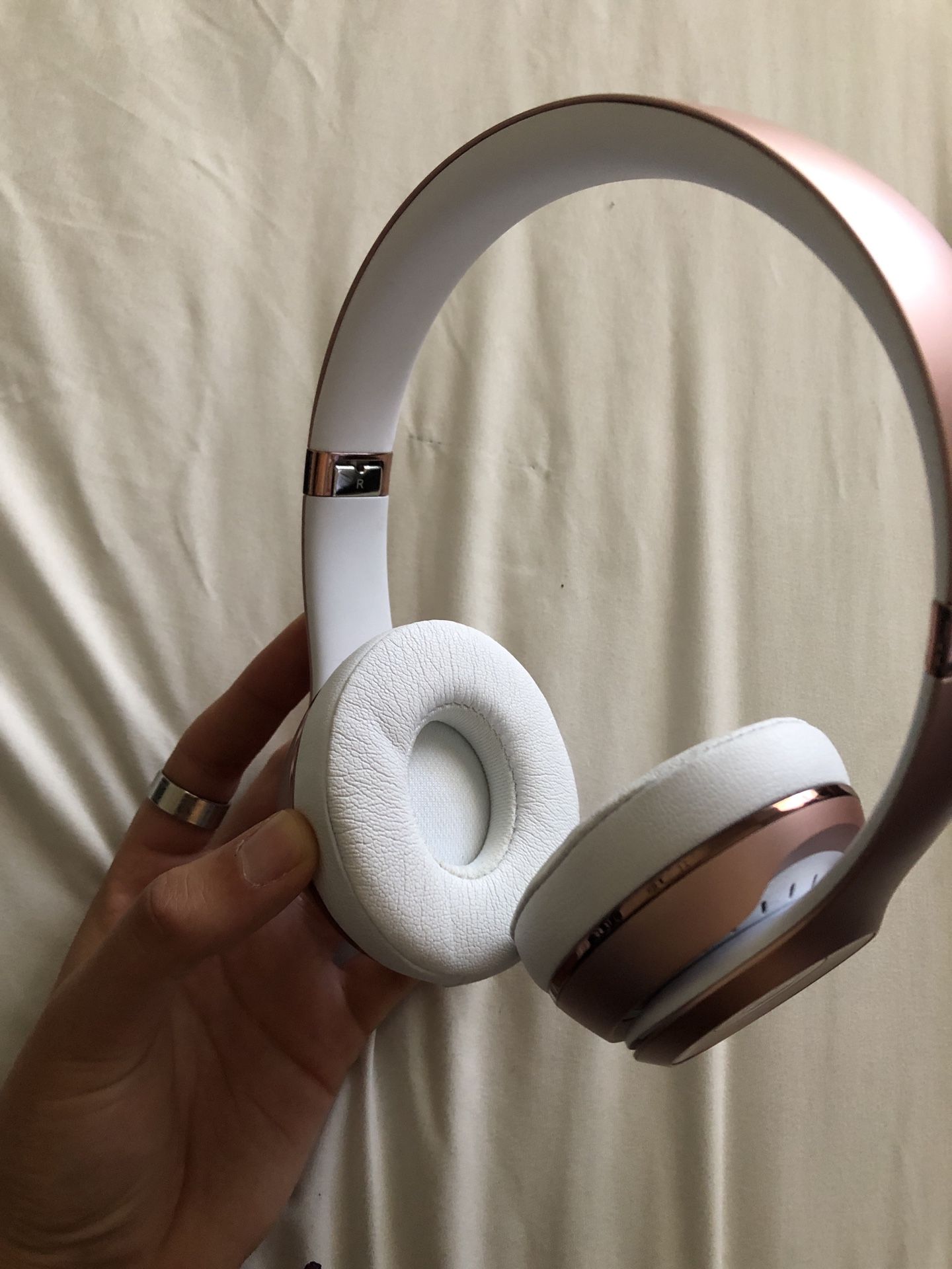 Beats solo 2