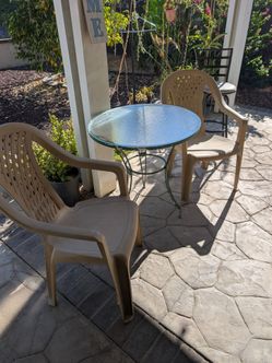 ☀️ 3-PIECE OUTDOOR PATIO BISTRO SET (TABLE + 2 CHAIRS) — Only $30!