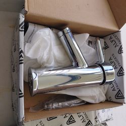 Alfa Bath Faucet, New With Mounting Hardware 