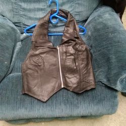 Women's Leather Halter Top.  New. Size 2xlg