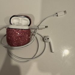 Apple AirPods (2nd Gen) - Right Side + Charging Case