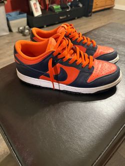 Nike dunk low sz 9