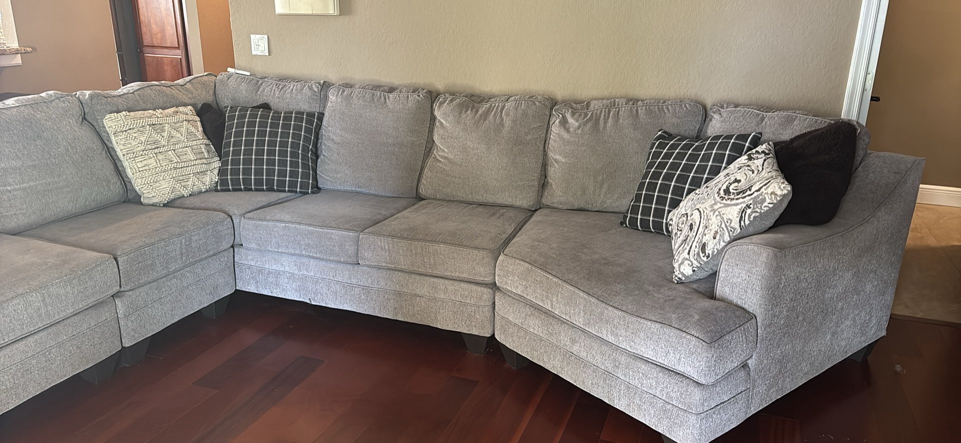 Oversize sectional couch