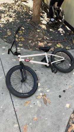 Bmx Sunday and cult mix