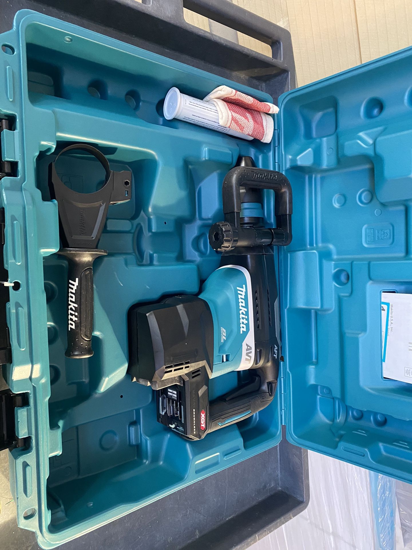 Makita 40v Avt Rotary Hammer