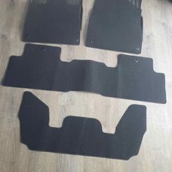 Acura MDX 2022-2025 floor mats.