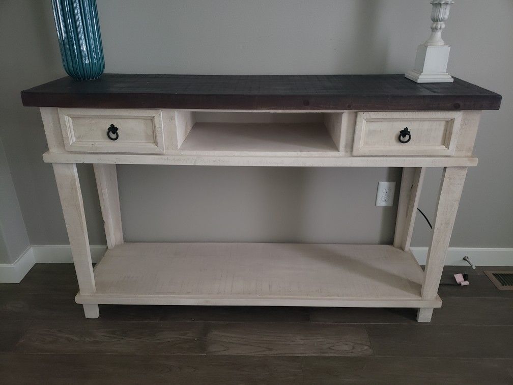 Farmhouse console table