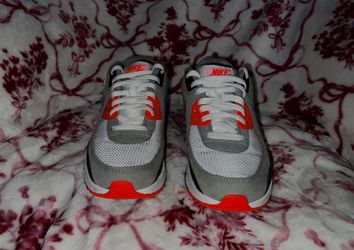 Nike Air Max 90 – Infrared. Women’s size 8.5