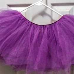 Ladies Purple  TUTU. Sz LG