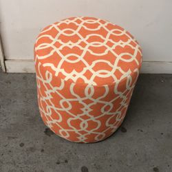 18”x18”x18” Good Condition 