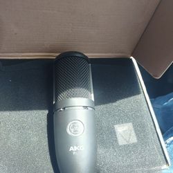 Akg P120 Condenser Mic