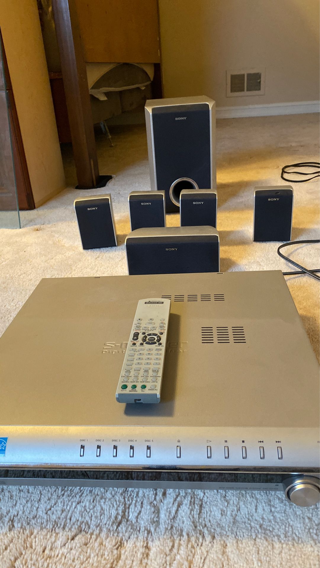 Sony Amplifier with Speakers
